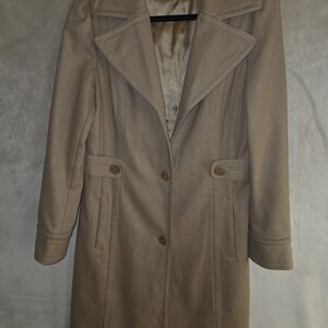 Elegant Tan Women's Coat